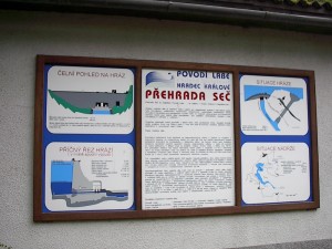 2001.08.08 15.01.53.jpg